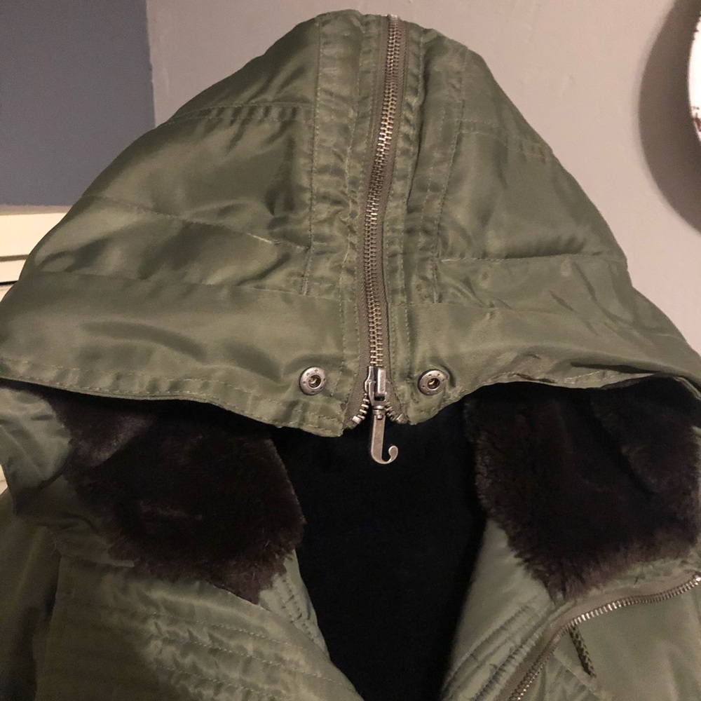 Super cute Juicy Couture bomber Jacket - Picture 7 of 15